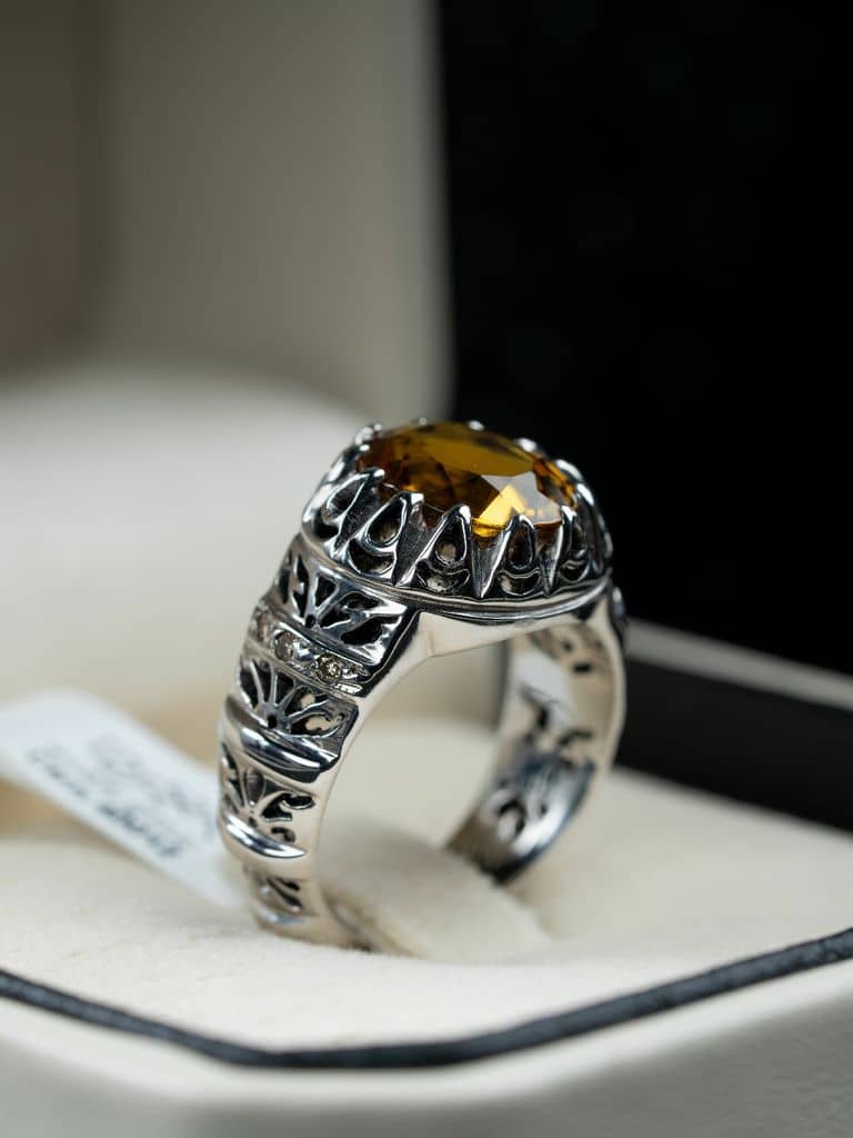 خاتم فضة مصاغ يدوي مع حجر السترين مع ترصيع الماس - alternate view