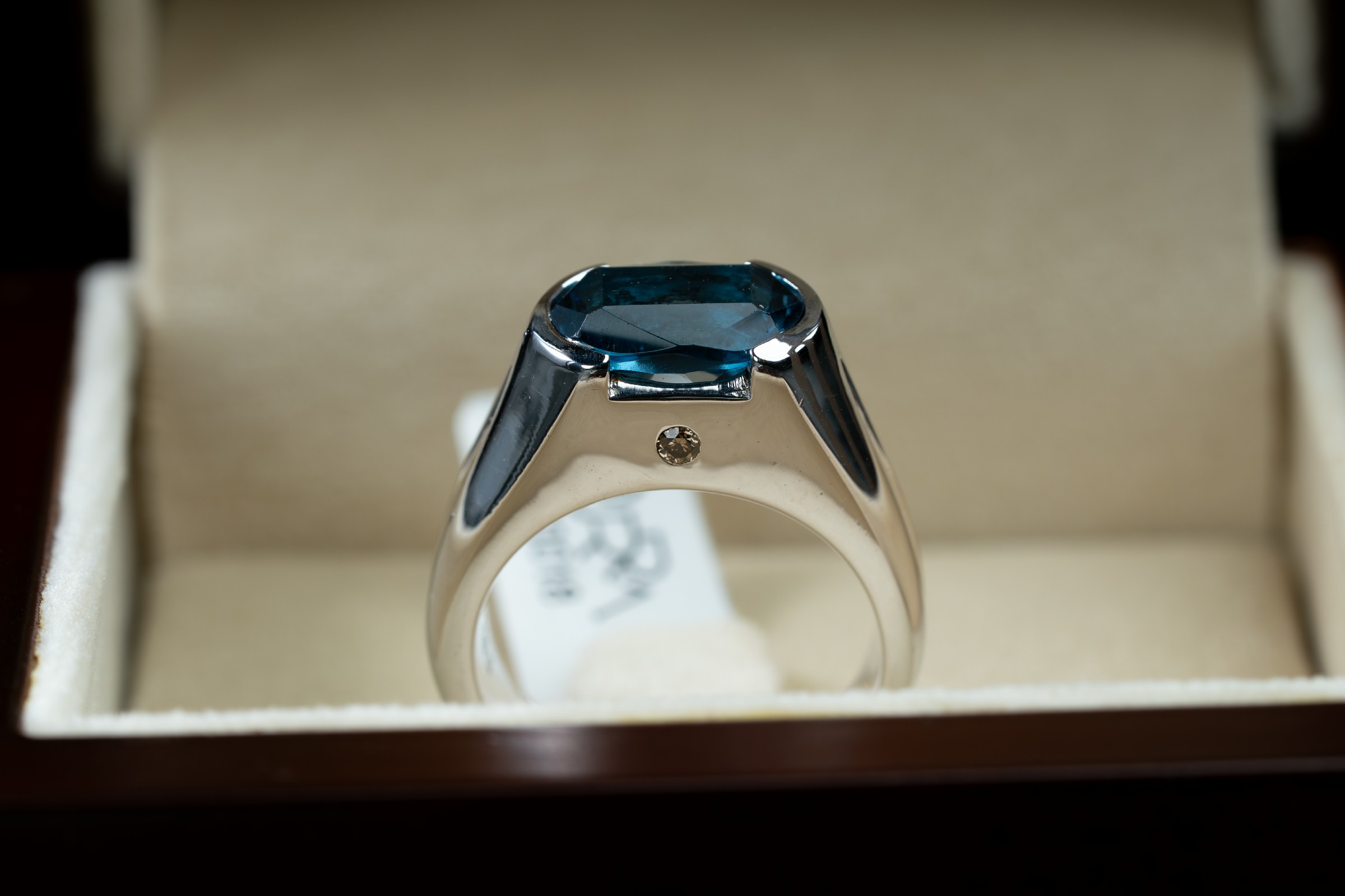 خاتم فضة صياغة يدوية بحجر التوباز اللندني الملكي - تشكيلة الرجال, خواتم رجالية, توباز