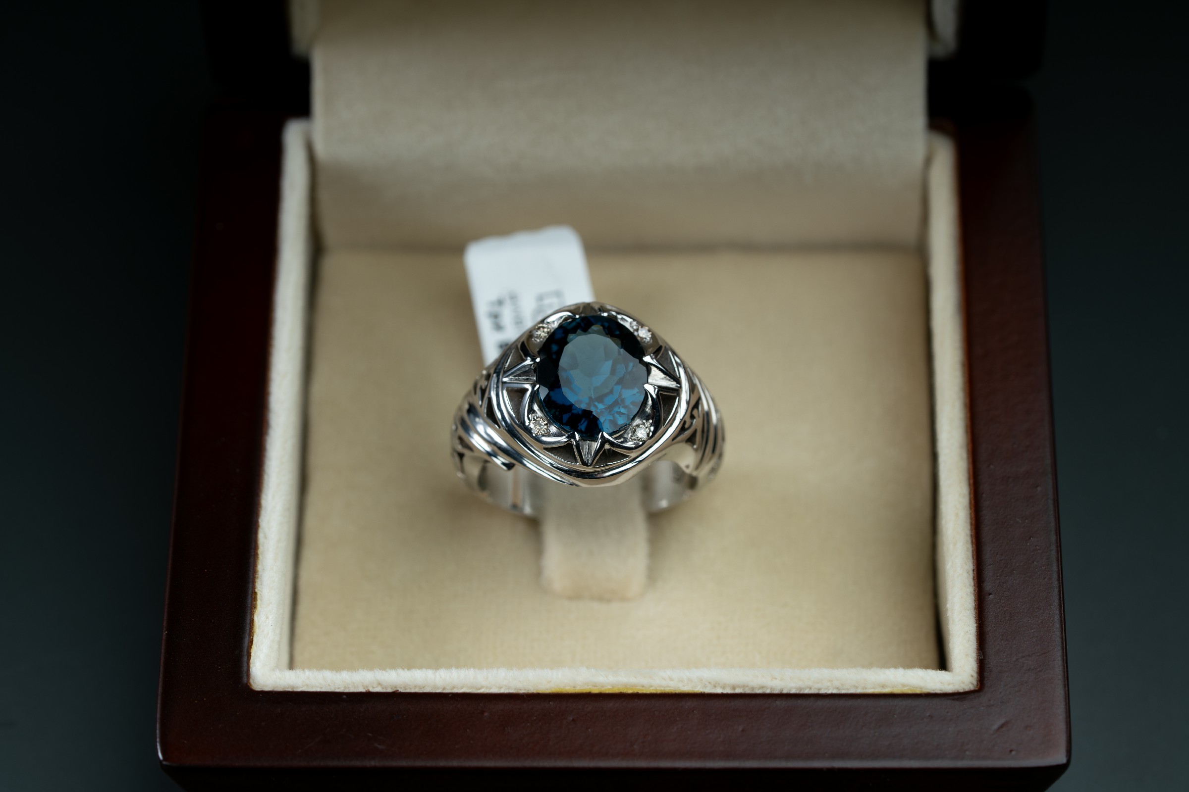 خاتم فضة صياغة يدوية بحجر التوباز اللندني وترصيع الماس - تشكيلة الرجال, خواتم رجالية, توباز