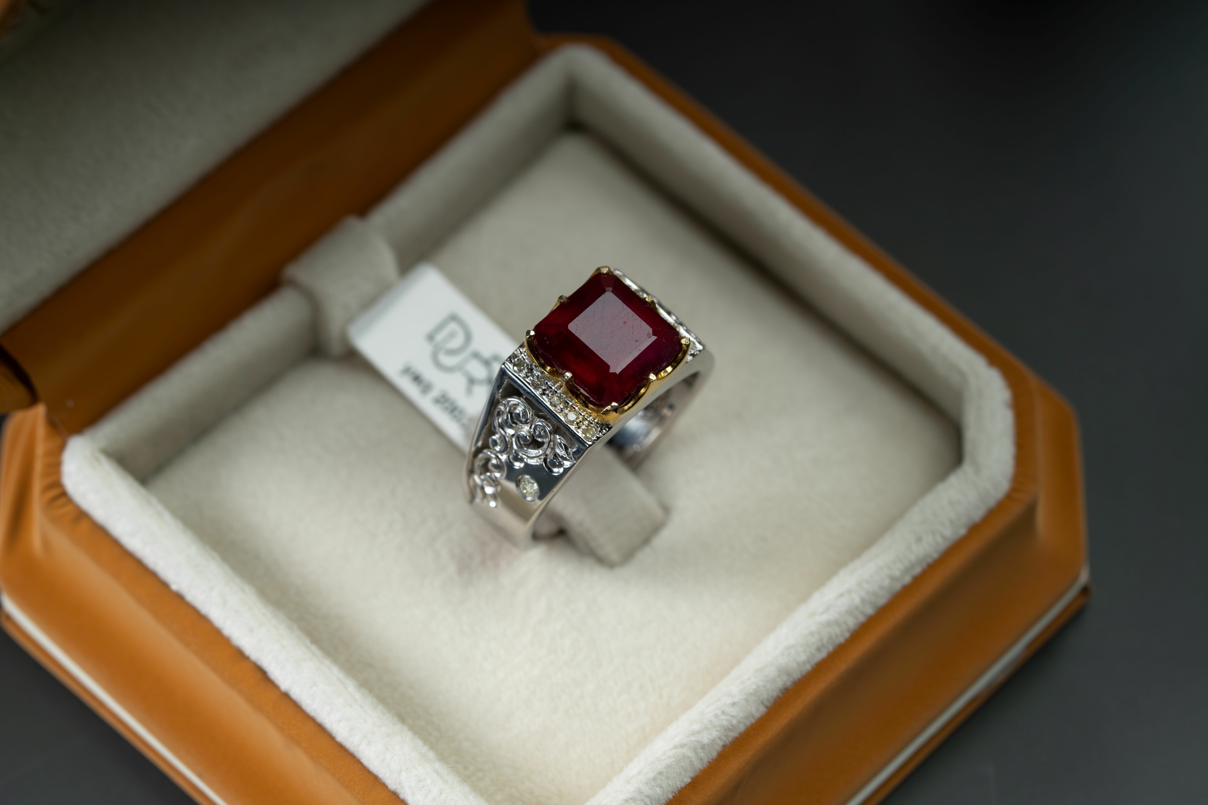 خاتم فضة صياغة يدوية مرصع بالياقوت والالماس - ياقوت, خواتم رجالية, تشكيلة الرجال