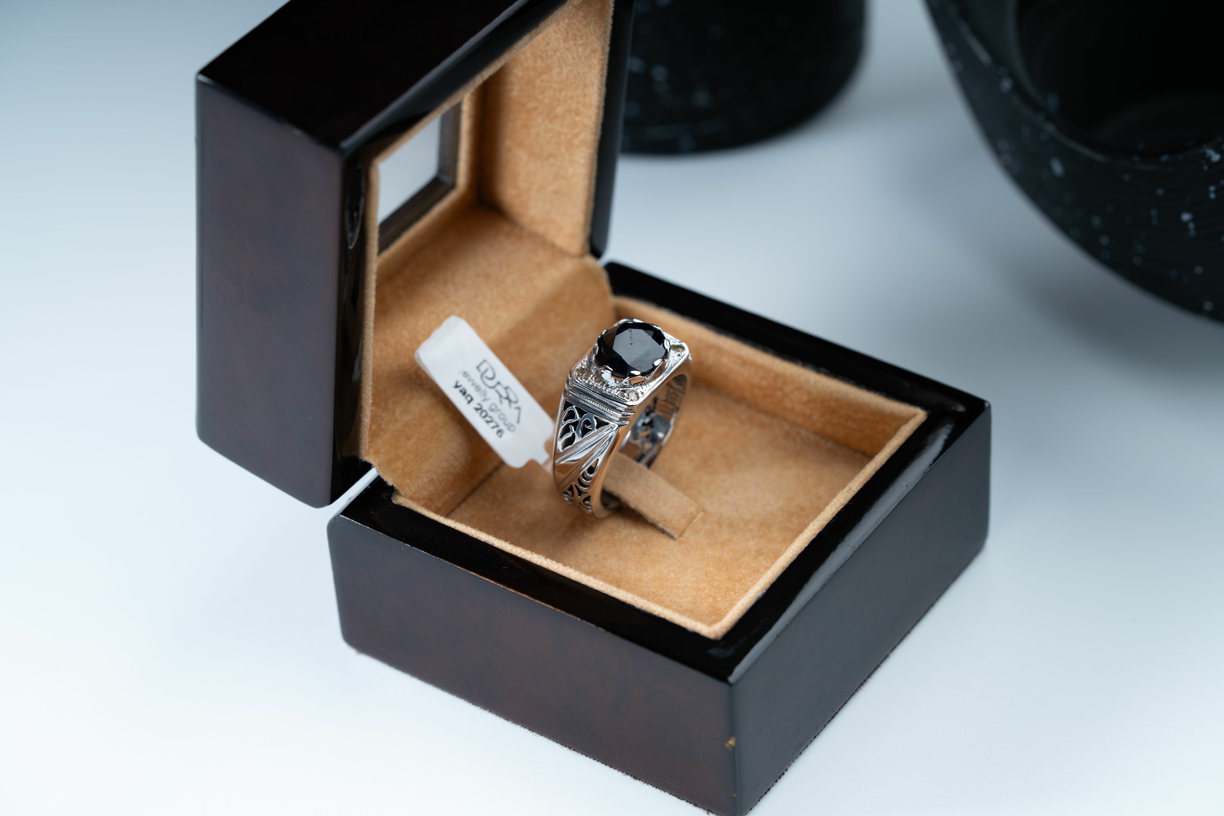 خاتم زفير افريقي صياغة يدوية بالكامل مع ترصيع الماس - تشكيلة الرجال, خواتم رجالية, زفير 