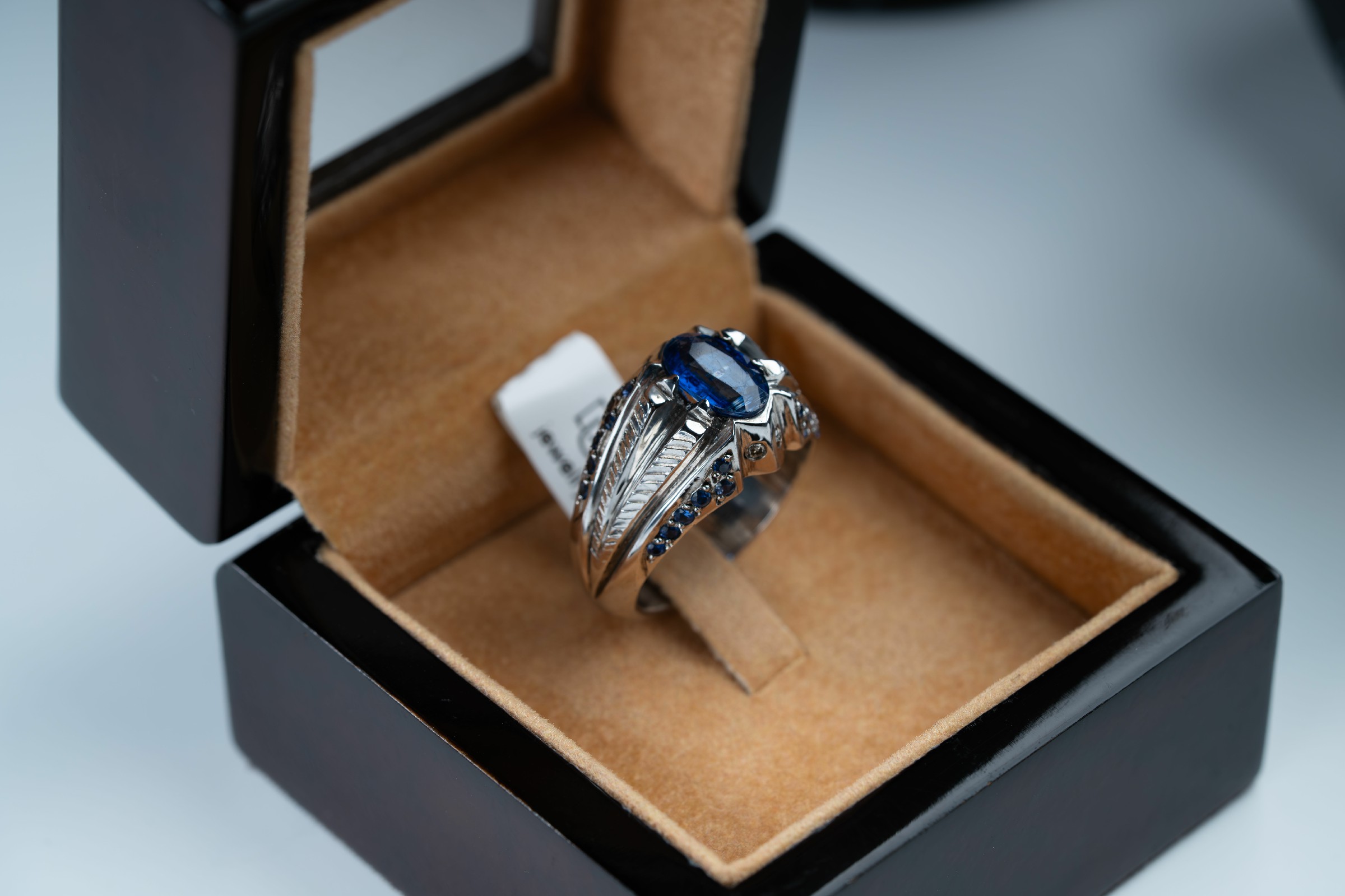 خاتم فضة صياغة يدوية بحجر الكينايت مع ترصيع الماس وزفير افريقي - تشكيلة الرجال, خواتم رجالية, زفير 