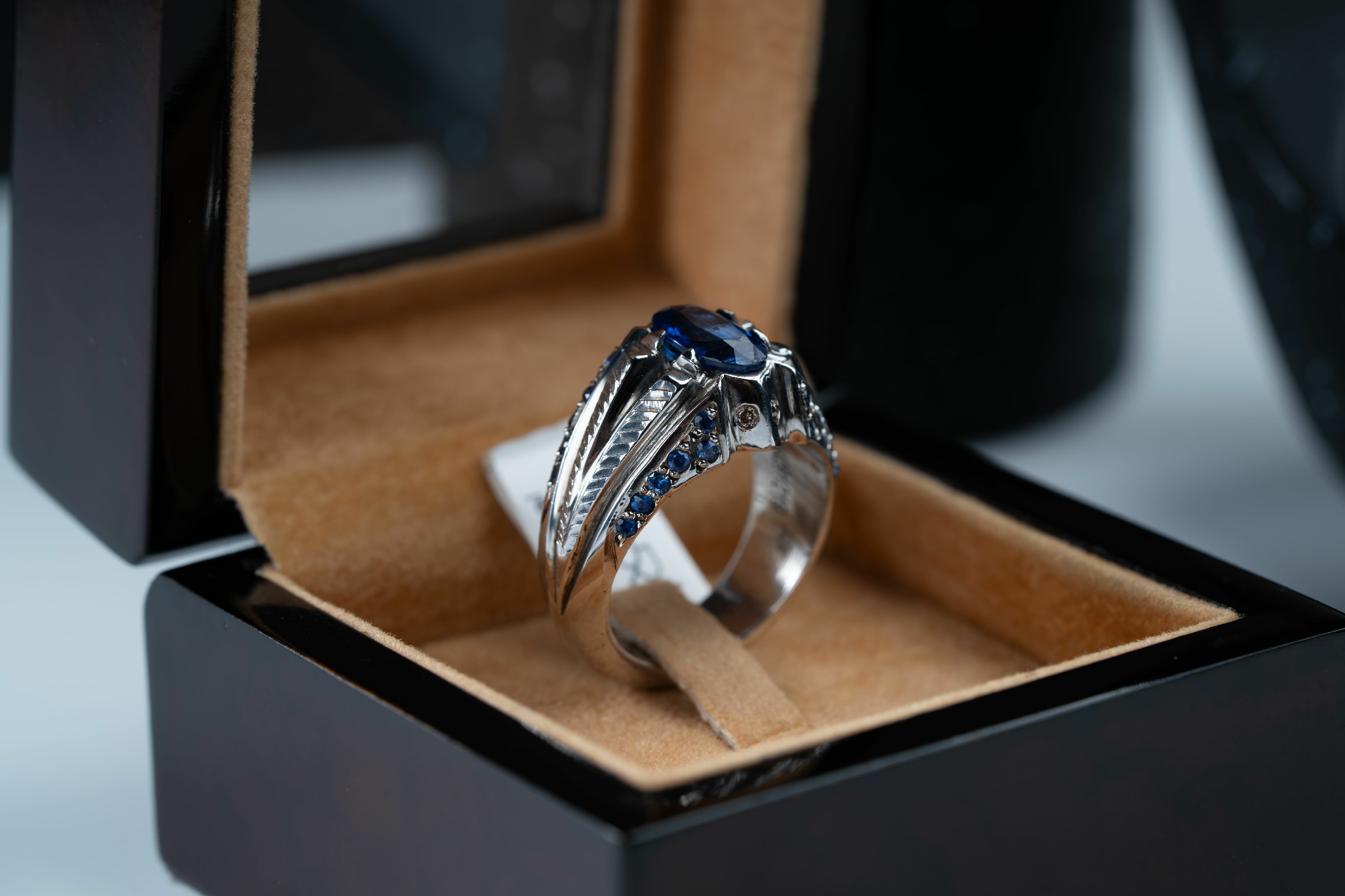 خاتم فضة صياغة يدوية بحجر الكينايت مع ترصيع الماس وزفير افريقي - تشكيلة الرجال, خواتم رجالية, زفير 