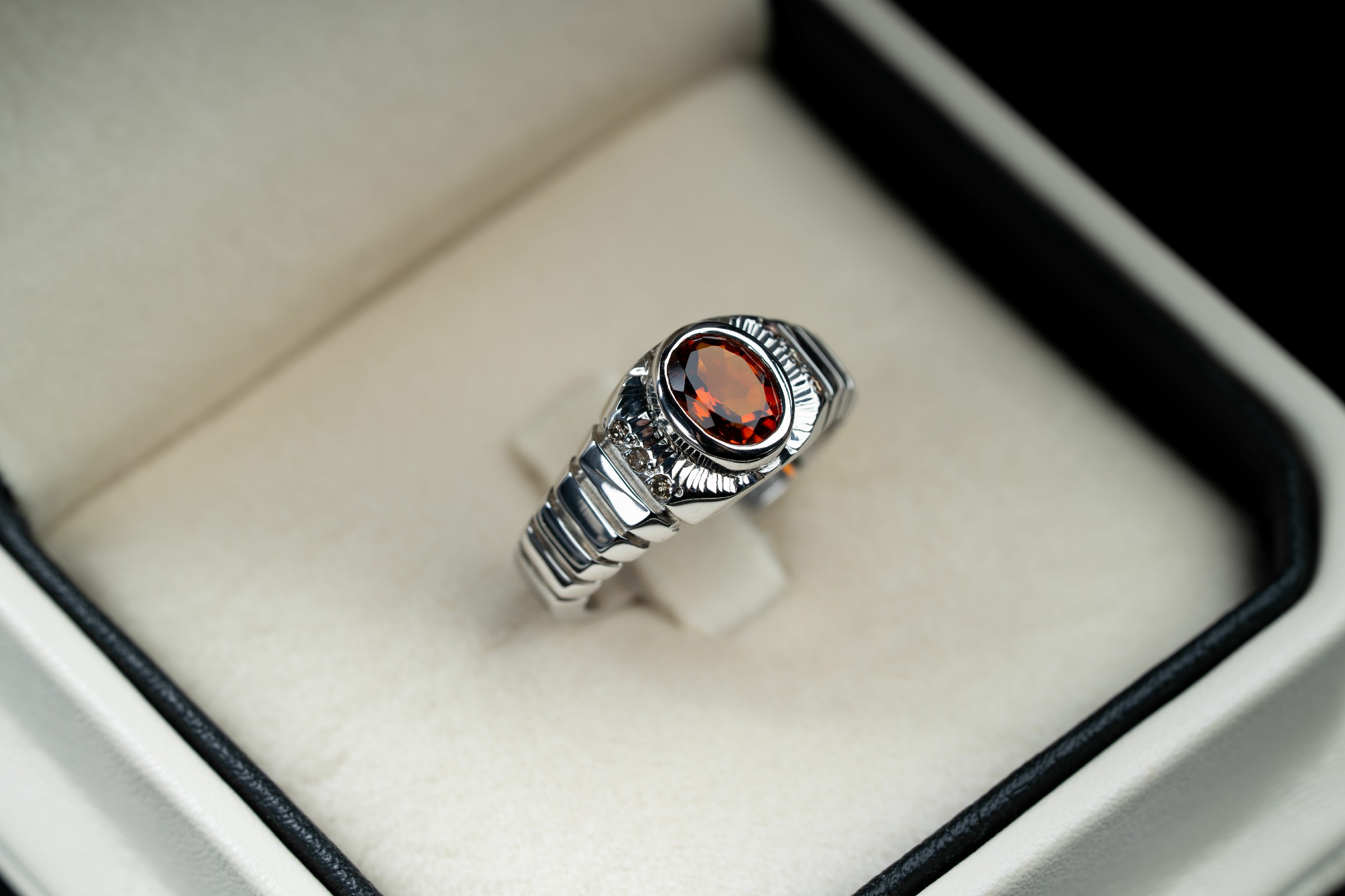 من نوار الوان حجر السترين بخاتم فضة مصاغ يدوي بالكامل مع ترصيع الماس - تشكيلة الرجال, خواتم رجالية, سترين