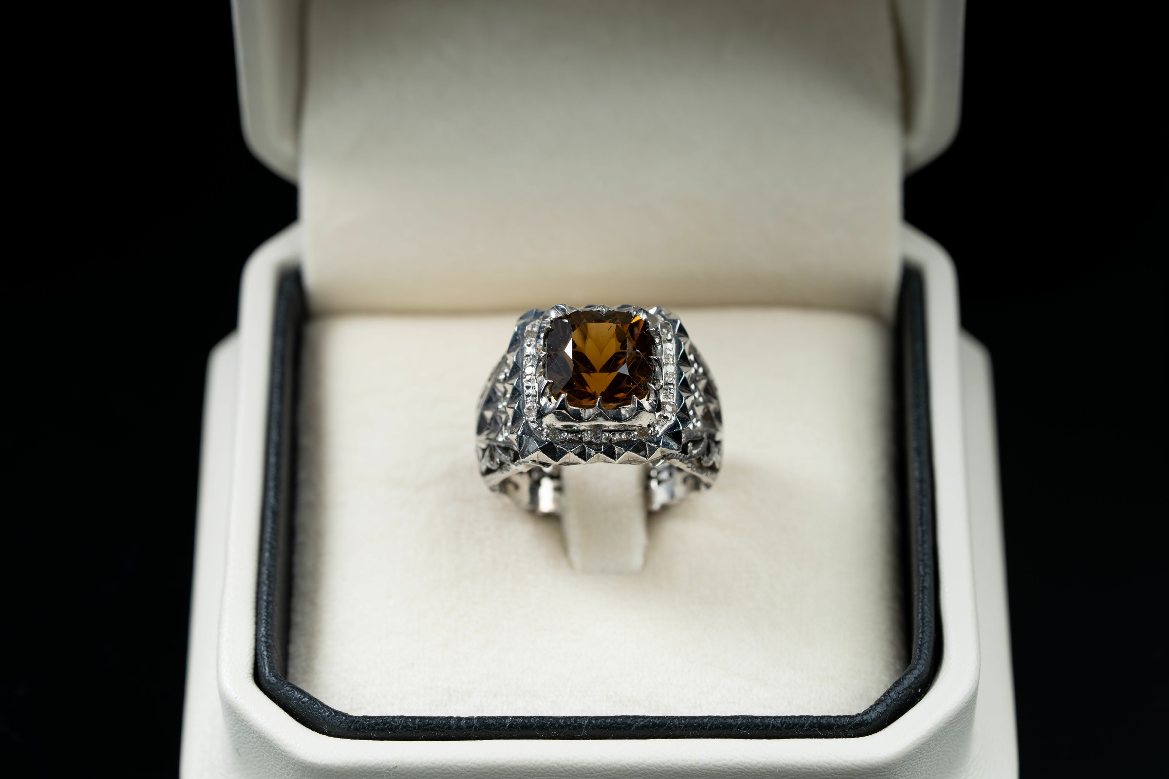 خاتم فضة ملكي مصاغ يدوي بحجر السترين مع ترصيع الماس - تشكيلة الرجال, خواتم رجالية, سترين