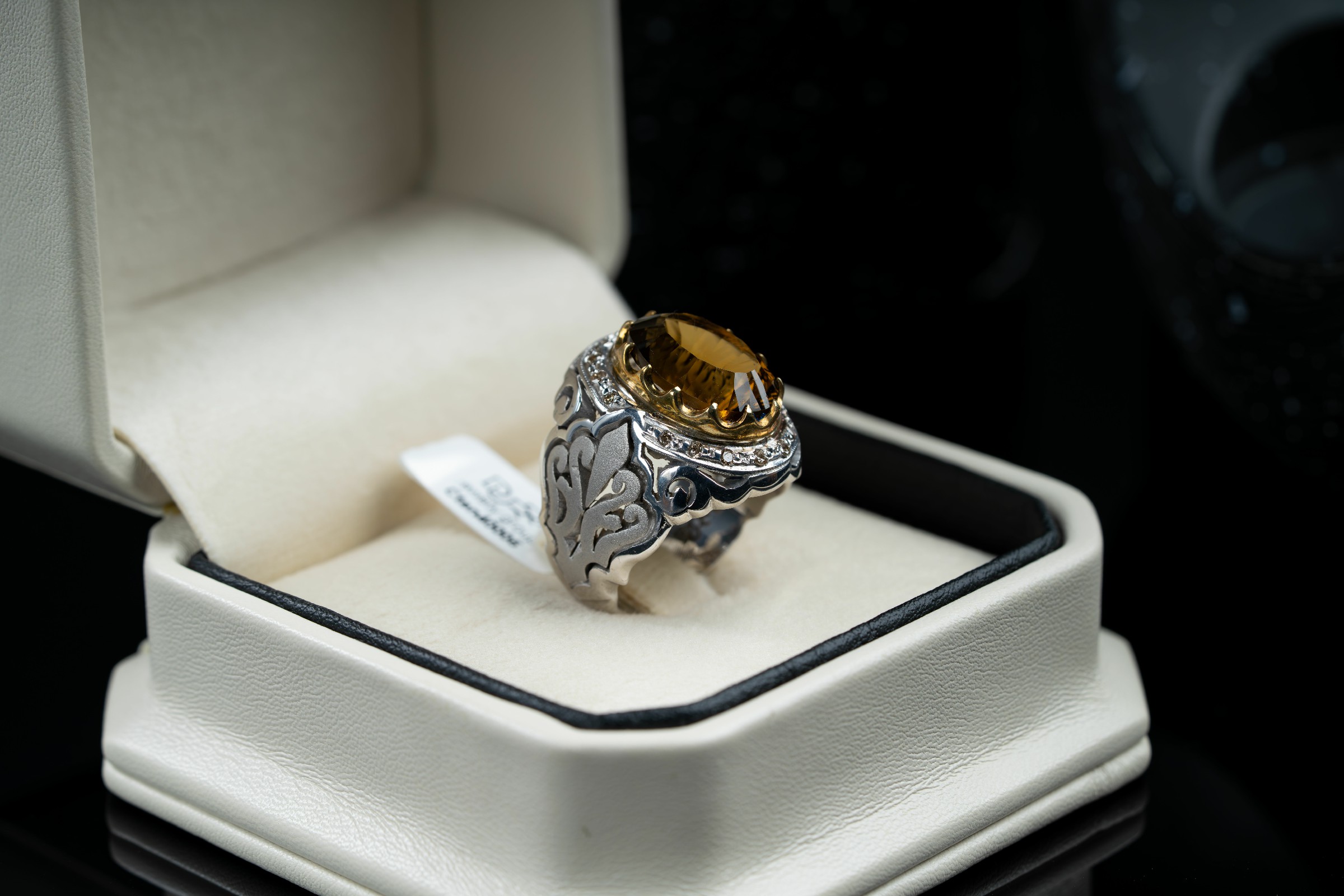 خاتم بصاغة فخمة بحجر السترين الملكي مع ترصيع الماس - تشكيلة الرجال, خواتم رجالية, سترين