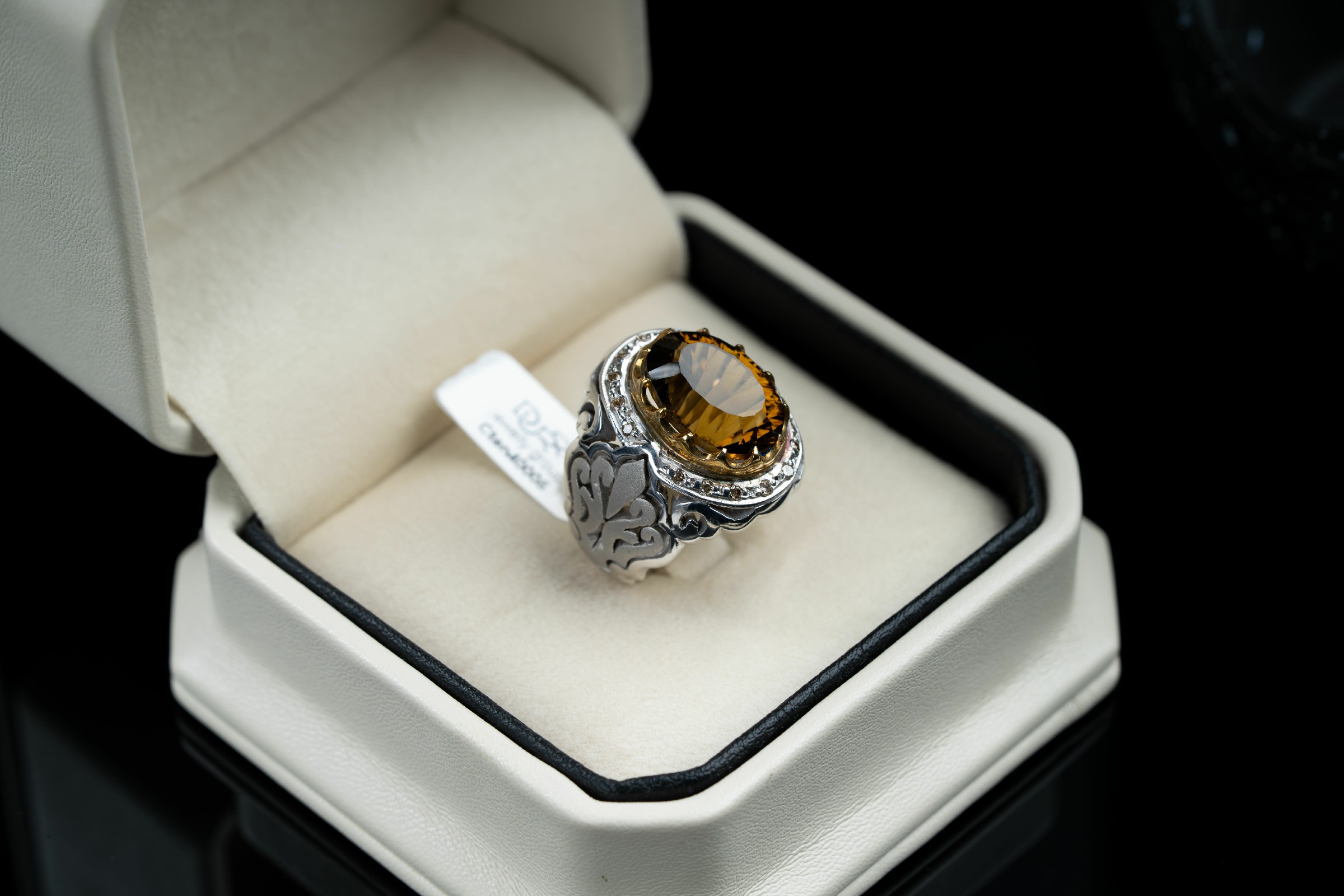 خاتم بصاغة فخمة بحجر السترين الملكي مع ترصيع الماس - تشكيلة الرجال, خواتم رجالية, سترين