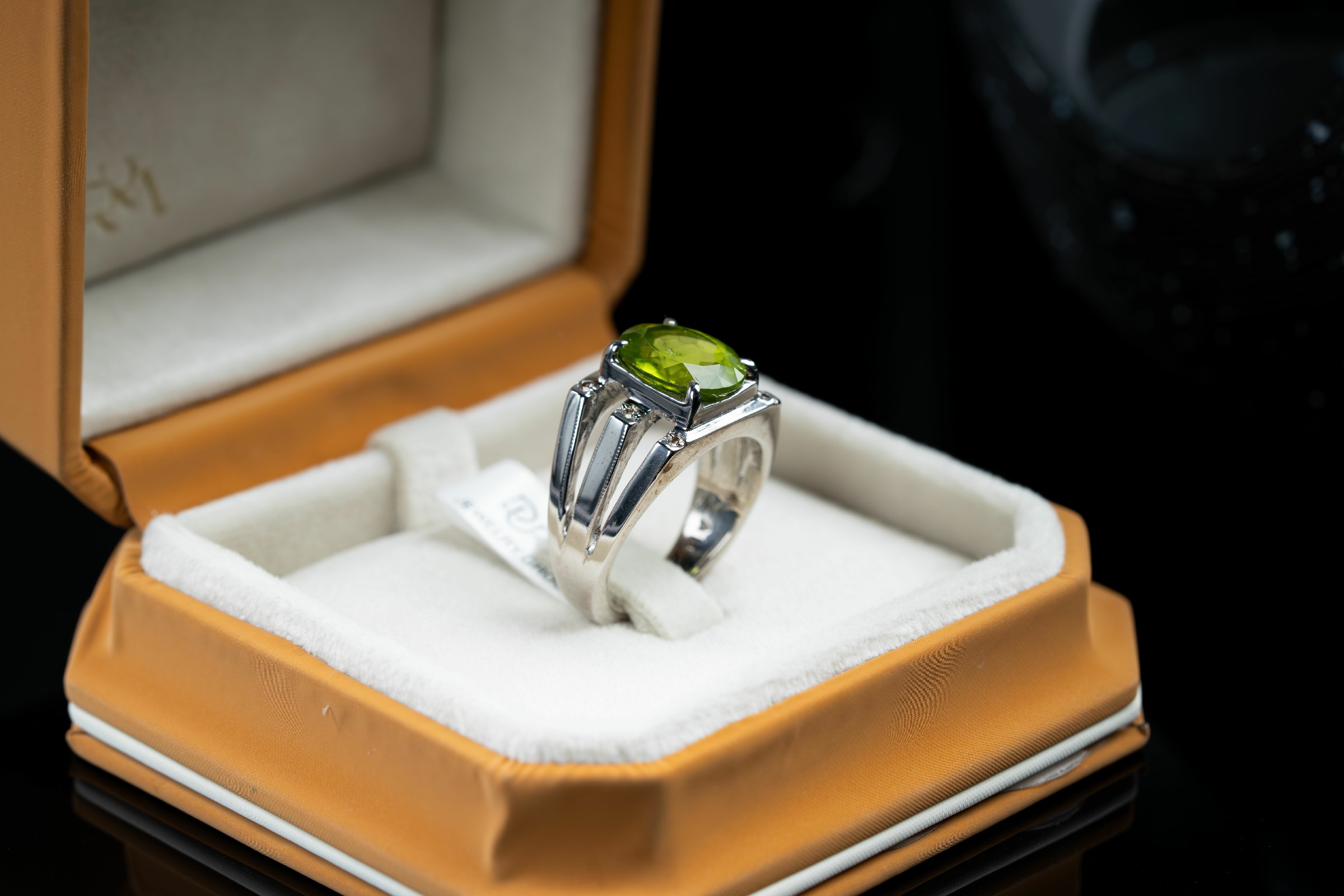 خاتم فضة مرصع بحجر الزبرجد الأخضر وترصيع الماس - زبرجد, خواتم رجالية, تشكيلة الرجال