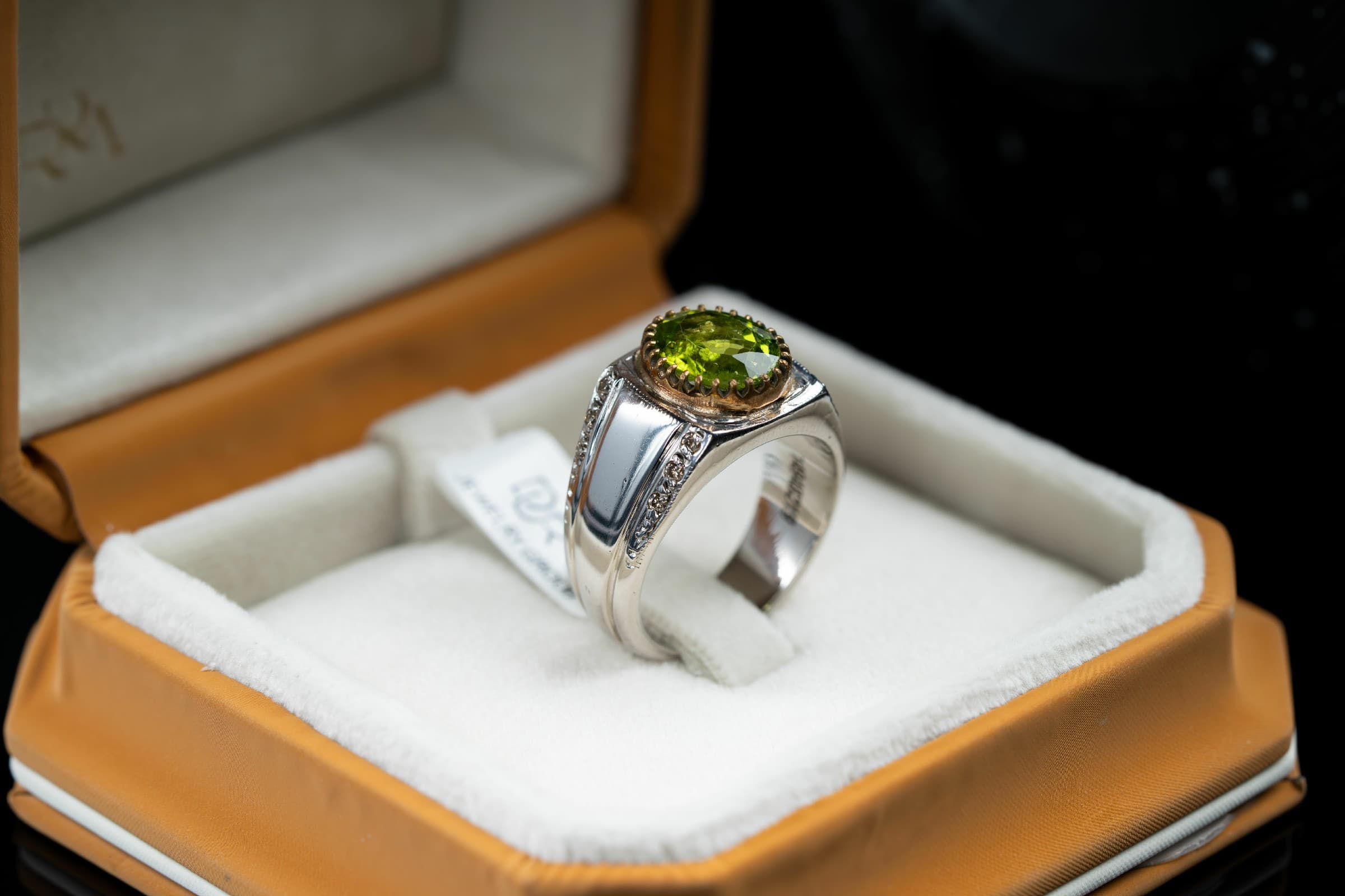 خاتم فضة رجالي بحجر الزبرجد الأخضر مع ترصيع الماس - تشكيلة الرجال, خواتم رجالية, زبرجد