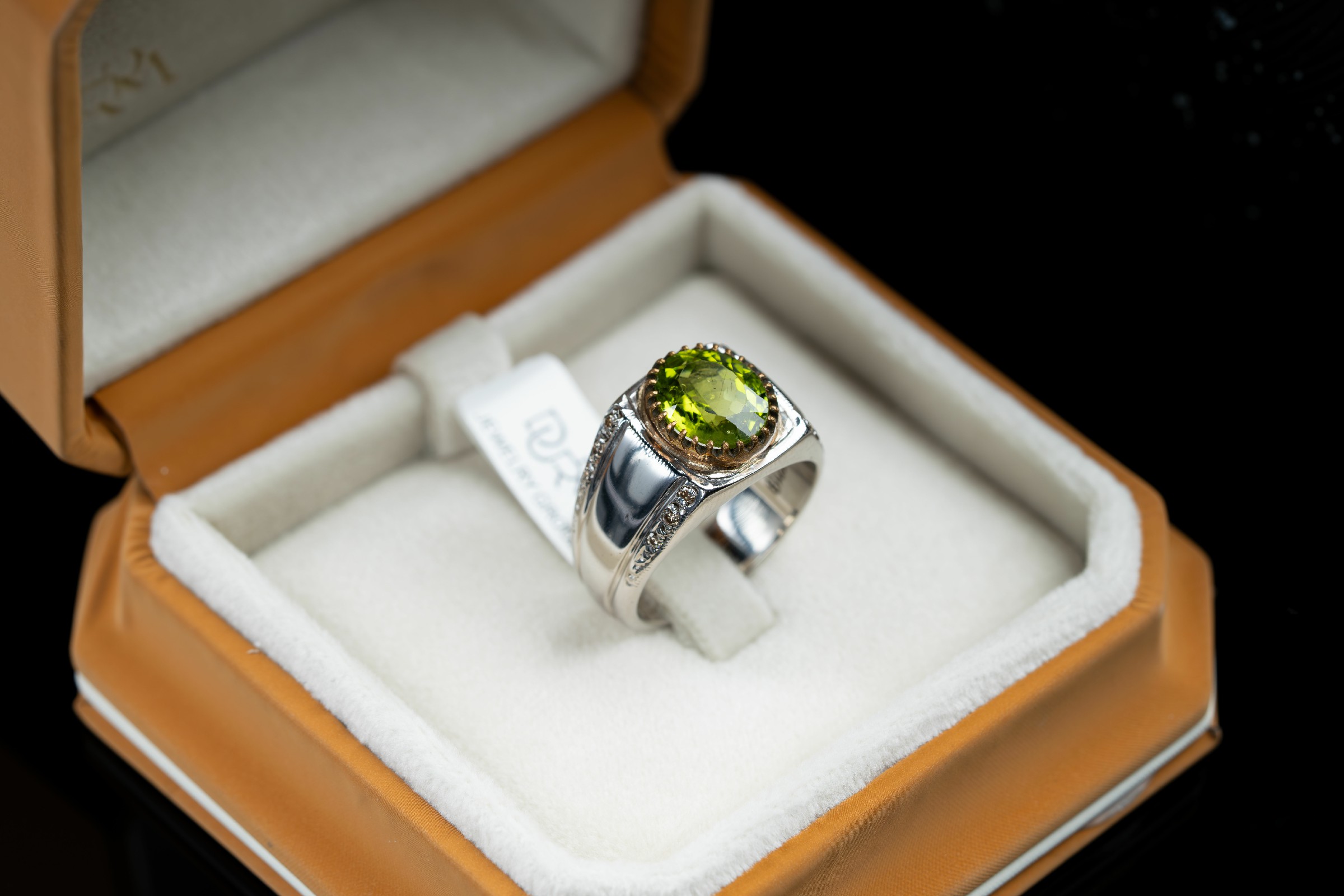 خاتم فضة رجالي بحجر الزبرجد الأخضر مع ترصيع الماس - تشكيلة الرجال, خواتم رجالية, زبرجد